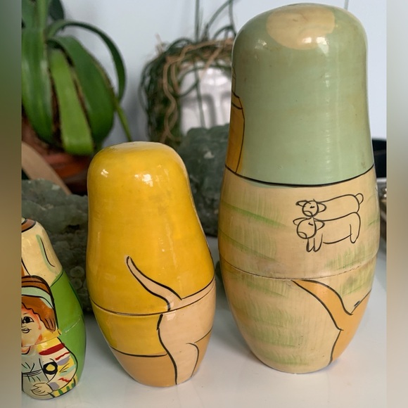 Noah’s ark Bible story nesting dolls - Picture 4 of 9